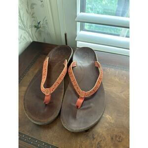 OluKai Puka Flip Flops Thong Sandals Women's Size 9 Coral Perforated Leather